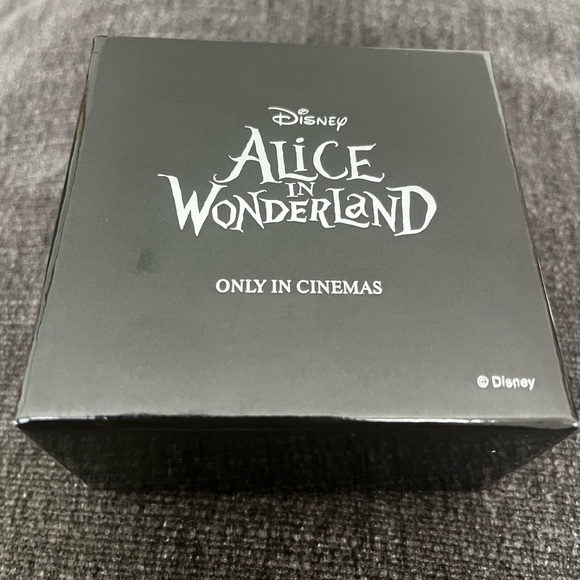 Alice in Wonderland Wrist Watch - Picture 2 of 7